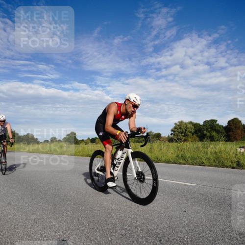 31.08.2025 - Elbe Triathlon Hamburg Michael Burmester http://msf.ph/oto/8662072 31.08.2025 09:14:33 Radfahren 183, 186, 194, 205, 312, 409, 596, 630 meine-sportfotos.de
