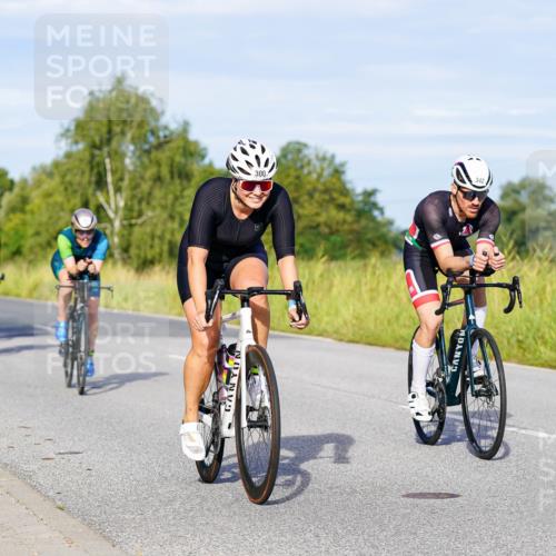 31.08.2025 - Elbe Triathlon Hamburg Michael Burmester http://msf.ph/oto/8662074 31.08.2025 09:07:14 Radfahren 242, 283, 300, 304, 314, 340, 342, 441 meine-sportfotos.de