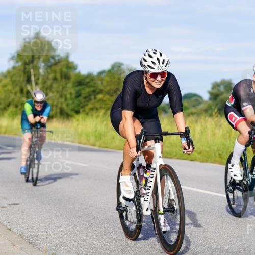 31.08.2025 - Elbe Triathlon Hamburg Michael Burmester http://msf.ph/oto/8662077 31.08.2025 09:07:14 Radfahren 242, 283, 300, 304, 314, 340, 342, 441 meine-sportfotos.de