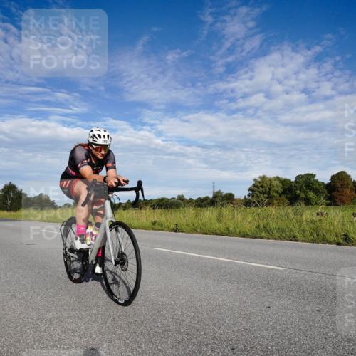 31.08.2025 - Elbe Triathlon Hamburg Michael Burmester http://msf.ph/oto/8662089 31.08.2025 09:15:02 Radfahren 280, 361, 431, 534 meine-sportfotos.de