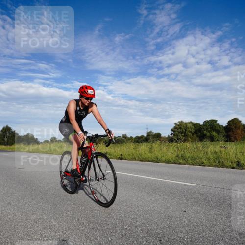 31.08.2025 - Elbe Triathlon Hamburg Michael Burmester http://msf.ph/oto/8662099 31.08.2025 09:15:10 Radfahren 274, 291, 333, 359, 534 meine-sportfotos.de