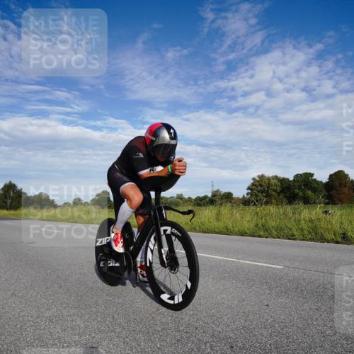 31.08.2025 - Elbe Triathlon Hamburg Michael Burmester http://msf.ph/oto/8662113 31.08.2025 09:15:24 Radfahren 192, 290, 506, 672 meine-sportfotos.de