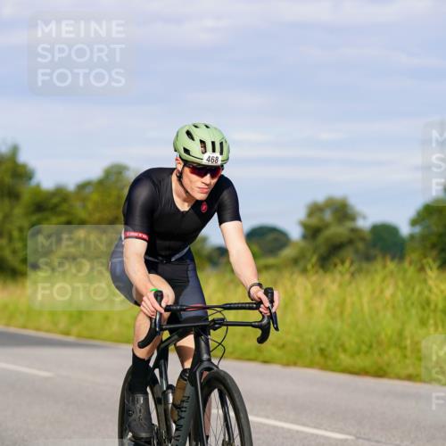 31.08.2025 - Elbe Triathlon Hamburg Michael Burmester http://msf.ph/oto/8662119 31.08.2025 09:07:39 Radfahren 254, 272, 276, 468 meine-sportfotos.de