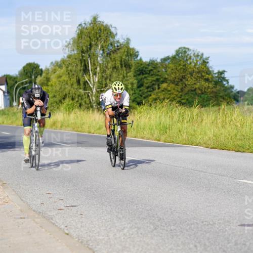 31.08.2025 - Elbe Triathlon Hamburg Michael Burmester http://msf.ph/oto/8662182 31.08.2025 09:08:00 Radfahren 182, 229, 344, 532, 540, 545 meine-sportfotos.de
