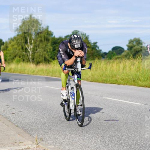 31.08.2025 - Elbe Triathlon Hamburg Michael Burmester http://msf.ph/oto/8662186 31.08.2025 09:08:01 Radfahren 182, 229, 288, 344, 532, 540 meine-sportfotos.de