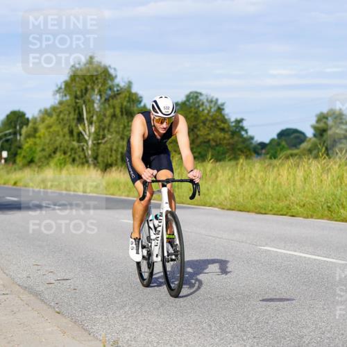 31.08.2025 - Elbe Triathlon Hamburg Michael Burmester http://msf.ph/oto/8662192 31.08.2025 09:08:02 Radfahren 229, 288, 344, 439, 532, 540 meine-sportfotos.de