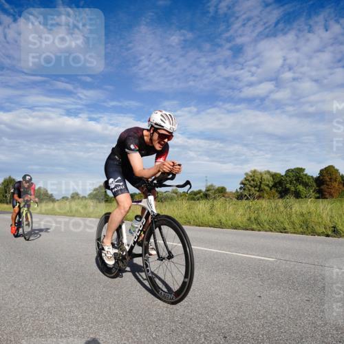 31.08.2025 - Elbe Triathlon Hamburg Michael Burmester http://msf.ph/oto/8662218 31.08.2025 09:17:56 Radfahren 184, 244, 330, 382, 476 meine-sportfotos.de
