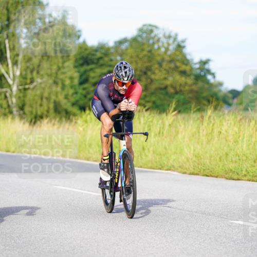 31.08.2025 - Elbe Triathlon Hamburg Michael Burmester http://msf.ph/oto/8662292 31.08.2025 09:08:44 Radfahren 169, 207, 227, 237, 252, 313, 386 meine-sportfotos.de