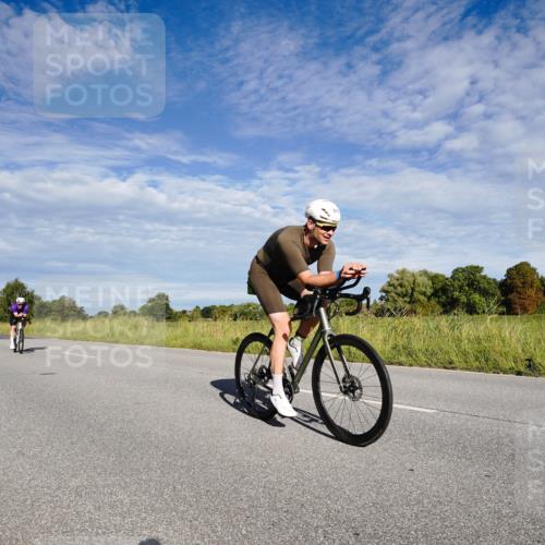 31.08.2025 - Elbe Triathlon Hamburg Michael Burmester http://msf.ph/oto/8662294 31.08.2025 09:19:35 Radfahren 222, 319, 526 meine-sportfotos.de