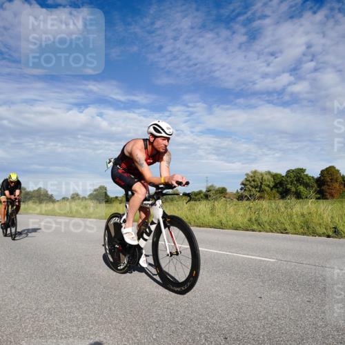 31.08.2025 - Elbe Triathlon Hamburg Michael Burmester http://msf.ph/oto/8662327 31.08.2025 09:20:32 Radfahren 172, 182, 283, 314, 340, 342, 517, 694 meine-sportfotos.de