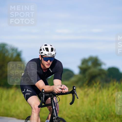 31.08.2025 - Elbe Triathlon Hamburg Michael Burmester http://msf.ph/oto/8662335 31.08.2025 09:09:02 Radfahren 199, 370, 426, 430, 549 meine-sportfotos.de