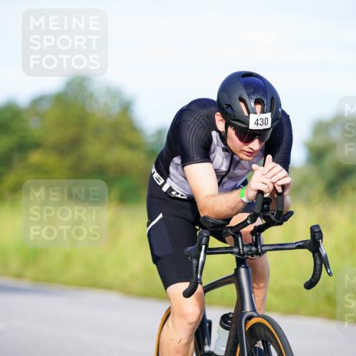 31.08.2025 - Elbe Triathlon Hamburg Michael Burmester http://msf.ph/oto/8662355 31.08.2025 09:09:08 Radfahren 199, 302, 370, 426, 430 meine-sportfotos.de