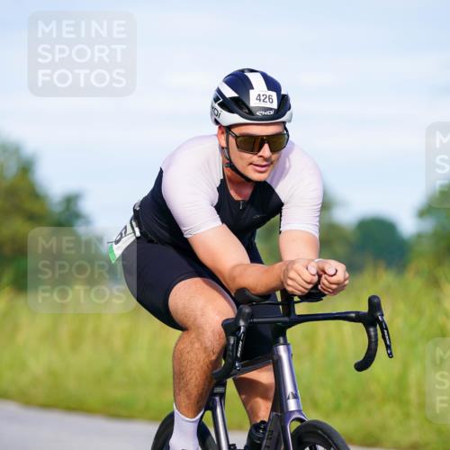 31.08.2025 - Elbe Triathlon Hamburg Michael Burmester http://msf.ph/oto/8662359 31.08.2025 09:09:09 Radfahren 199, 302, 426, 430 meine-sportfotos.de