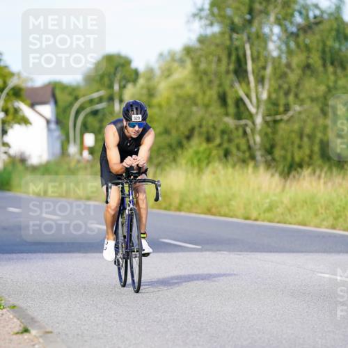 31.08.2025 - Elbe Triathlon Hamburg Michael Burmester http://msf.ph/oto/8662374 31.08.2025 09:09:27 Radfahren 167, 425, 429, 529 meine-sportfotos.de