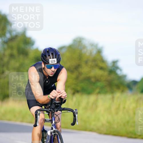 31.08.2025 - Elbe Triathlon Hamburg Michael Burmester http://msf.ph/oto/8662376 31.08.2025 09:09:28 Radfahren 425, 429, 529 meine-sportfotos.de
