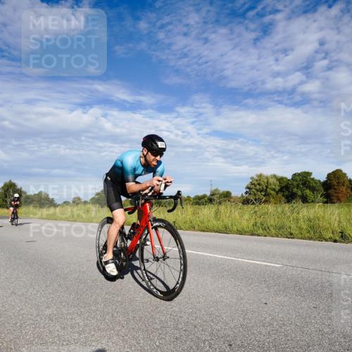 31.08.2025 - Elbe Triathlon Hamburg Michael Burmester http://msf.ph/oto/8662392 31.08.2025 09:21:12 Radfahren 207, 215, 313, 375, 388, 441 meine-sportfotos.de