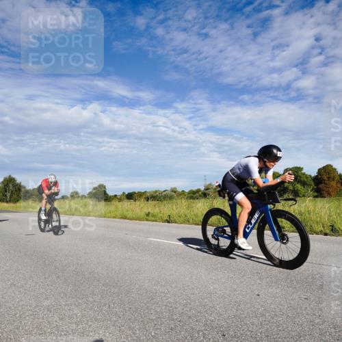 31.08.2025 - Elbe Triathlon Hamburg Michael Burmester http://msf.ph/oto/8662418 31.08.2025 09:21:43 Radfahren 229, 255, 272, 276, 300, 412, 468, 492, 658 meine-sportfotos.de