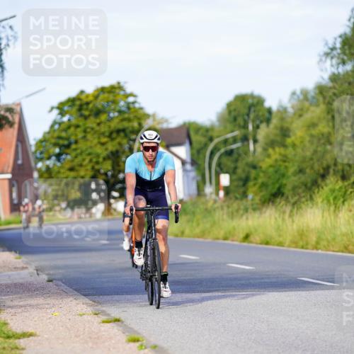 31.08.2025 - Elbe Triathlon Hamburg Michael Burmester http://msf.ph/oto/8662438 31.08.2025 09:10:04 Radfahren 234, 462, 512 meine-sportfotos.de