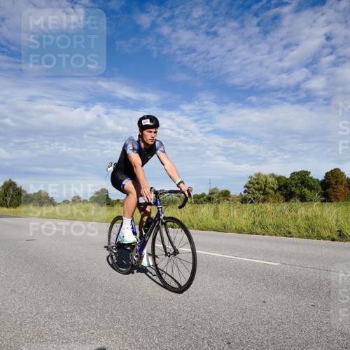 31.08.2025 - Elbe Triathlon Hamburg Michael Burmester http://msf.ph/oto/8662439 31.08.2025 09:22:01 Radfahren 543, 925 meine-sportfotos.de