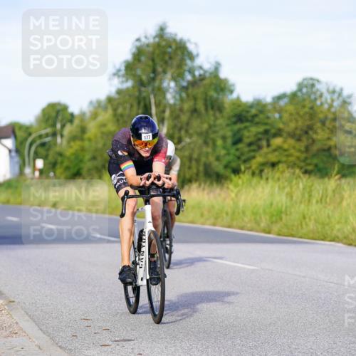 31.08.2025 - Elbe Triathlon Hamburg Michael Burmester http://msf.ph/oto/8662455 31.08.2025 09:10:16 Radfahren 177, 198, 548 meine-sportfotos.de