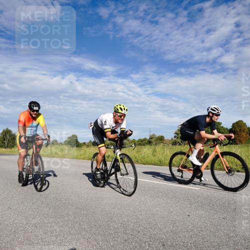 31.08.2025 - Elbe Triathlon Hamburg Michael Burmester http://msf.ph/oto/8662456 31.08.2025 09:22:23 Radfahren 169, 254, 344, 425, 500, 656 meine-sportfotos.de