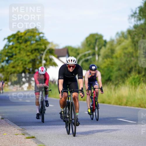 31.08.2025 - Elbe Triathlon Hamburg Michael Burmester http://msf.ph/oto/8662473 31.08.2025 09:10:23 Radfahren 180, 335, 470 meine-sportfotos.de