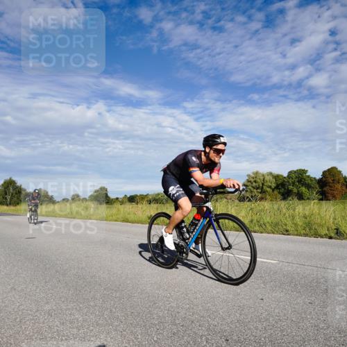 31.08.2025 - Elbe Triathlon Hamburg Michael Burmester http://msf.ph/oto/8662486 31.08.2025 09:22:41 Radfahren 166, 195, 304, 391, 430, 834 meine-sportfotos.de