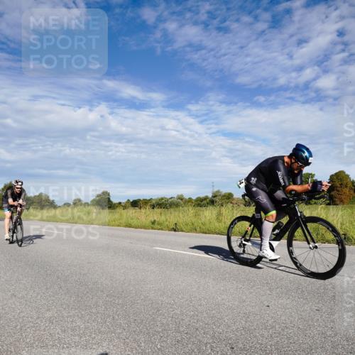 31.08.2025 - Elbe Triathlon Hamburg Michael Burmester http://msf.ph/oto/8662489 31.08.2025 09:22:42 Radfahren 166, 304, 391, 430, 834 meine-sportfotos.de