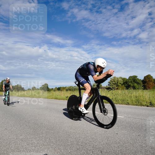 31.08.2025 - Elbe Triathlon Hamburg Michael Burmester http://msf.ph/oto/8662498 31.08.2025 09:22:56 Radfahren 325, 406, 429, 540, 575, 600 meine-sportfotos.de