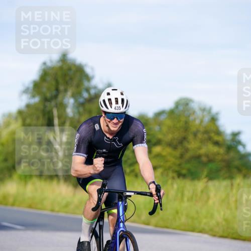 31.08.2025 - Elbe Triathlon Hamburg Michael Burmester http://msf.ph/oto/8662514 31.08.2025 09:10:42 Radfahren 185, 260, 267, 309, 435, 457 meine-sportfotos.de