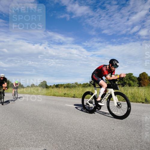 31.08.2025 - Elbe Triathlon Hamburg Michael Burmester http://msf.ph/oto/8662570 31.08.2025 09:24:04 Radfahren 185, 309, 436, 470, 481, 511, 695 meine-sportfotos.de