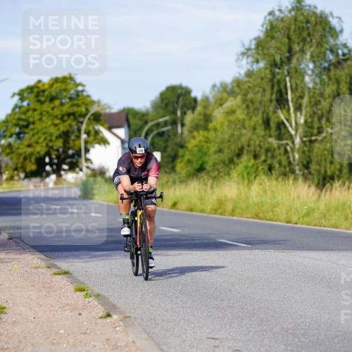31.08.2025 - Elbe Triathlon Hamburg Michael Burmester http://msf.ph/oto/8662575 31.08.2025 09:11:00 Radfahren 212, 248, 279 meine-sportfotos.de