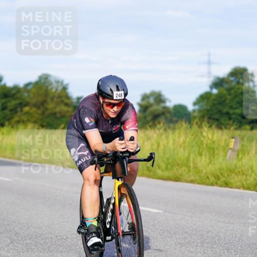 31.08.2025 - Elbe Triathlon Hamburg Michael Burmester http://msf.ph/oto/8662580 31.08.2025 09:11:01 Radfahren 212, 248 meine-sportfotos.de