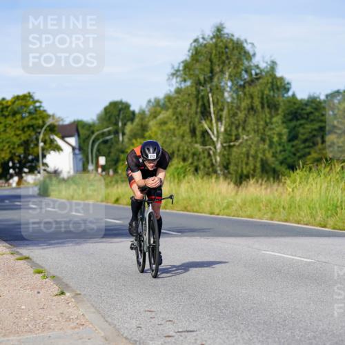 31.08.2025 - Elbe Triathlon Hamburg Michael Burmester http://msf.ph/oto/8662582 31.08.2025 09:11:07 Radfahren 212, 395 meine-sportfotos.de