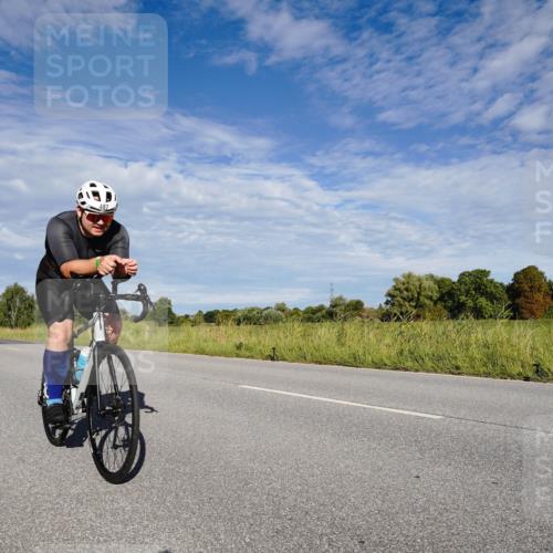 31.08.2025 - Elbe Triathlon Hamburg Michael Burmester http://msf.ph/oto/8662585 31.08.2025 09:24:14 Radfahren 233, 335, 435, 473, 487, 511, 536, 728 meine-sportfotos.de