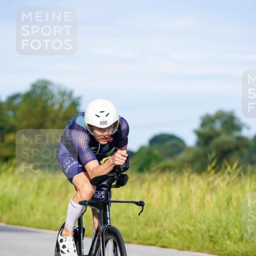 31.08.2025 - Elbe Triathlon Hamburg Michael Burmester http://msf.ph/oto/8662599 31.08.2025 09:11:16 Radfahren 395, 600 meine-sportfotos.de
