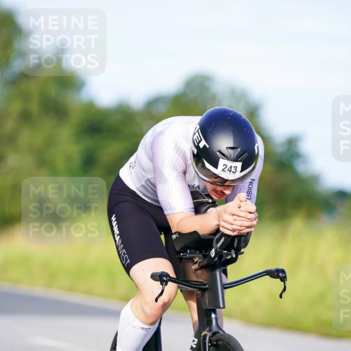 31.08.2025 - Elbe Triathlon Hamburg Michael Burmester http://msf.ph/oto/8662605 31.08.2025 09:11:27 Radfahren 243, 334, 346, 353 meine-sportfotos.de