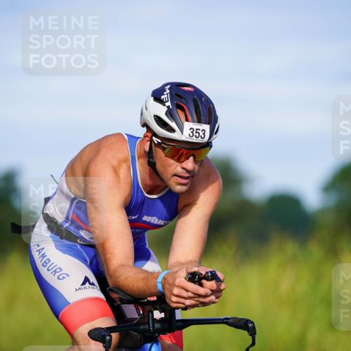 31.08.2025 - Elbe Triathlon Hamburg Michael Burmester http://msf.ph/oto/8662612 31.08.2025 09:11:30 Radfahren 243, 293, 334, 346, 353, 403, 456 meine-sportfotos.de