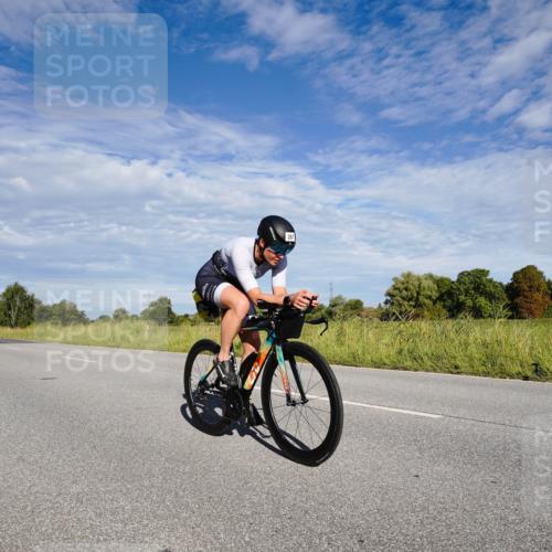 31.08.2025 - Elbe Triathlon Hamburg Michael Burmester http://msf.ph/oto/8662614 31.08.2025 09:24:41 Radfahren 239, 267, 351, 417, 638 meine-sportfotos.de