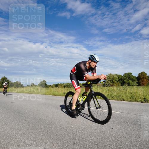 31.08.2025 - Elbe Triathlon Hamburg Michael Burmester http://msf.ph/oto/8662620 31.08.2025 09:24:48 Radfahren 239, 260, 351, 373, 403, 456, 457, 597, 627, 638 meine-sportfotos.de