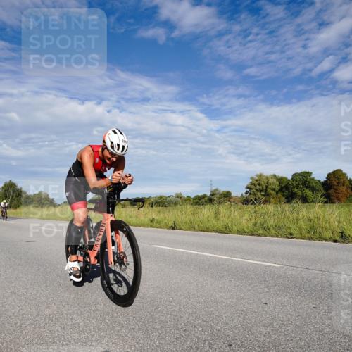 31.08.2025 - Elbe Triathlon Hamburg Michael Burmester http://msf.ph/oto/8662635 31.08.2025 09:24:56 Radfahren 171, 260, 265, 477, 548, 659 meine-sportfotos.de