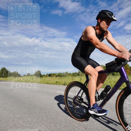 31.08.2025 - Elbe Triathlon Hamburg Michael Burmester http://msf.ph/oto/8662643 31.08.2025 09:24:59 Radfahren 171, 265, 389, 477, 548, 659 meine-sportfotos.de