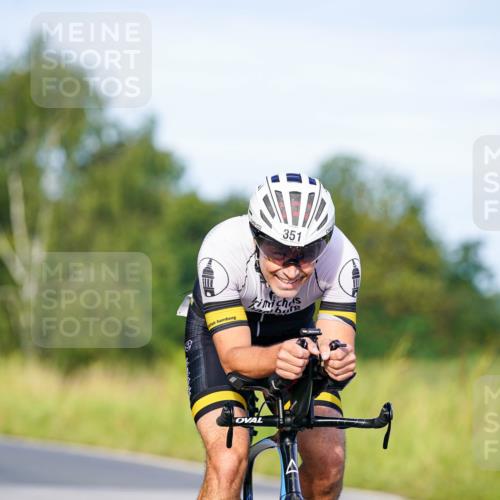31.08.2025 - Elbe Triathlon Hamburg Michael Burmester http://msf.ph/oto/8662647 31.08.2025 09:11:40 Radfahren 239, 351, 445 meine-sportfotos.de