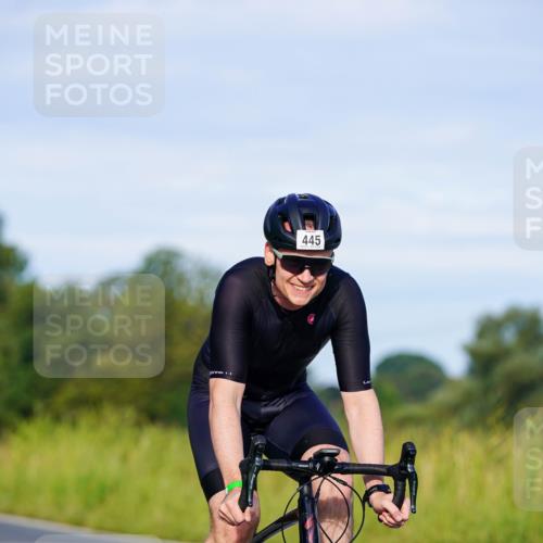 31.08.2025 - Elbe Triathlon Hamburg Michael Burmester http://msf.ph/oto/8662664 31.08.2025 09:11:44 Radfahren 239, 246, 445 meine-sportfotos.de