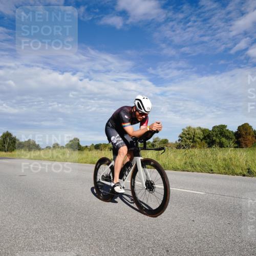 31.08.2025 - Elbe Triathlon Hamburg Michael Burmester http://msf.ph/oto/8662676 31.08.2025 09:25:38 Radfahren 174, 179, 279, 347, 642, 724 meine-sportfotos.de