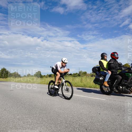 31.08.2025 - Elbe Triathlon Hamburg Michael Burmester http://msf.ph/oto/8662716 31.08.2025 09:26:01 Radfahren 301, 523, 525, 551, 579 meine-sportfotos.de