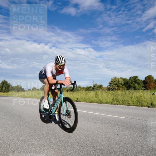 31.08.2025 - Elbe Triathlon Hamburg Michael Burmester http://msf.ph/oto/8662727 31.08.2025 09:26:19 Radfahren 320, 355, 395, 451, 514 meine-sportfotos.de