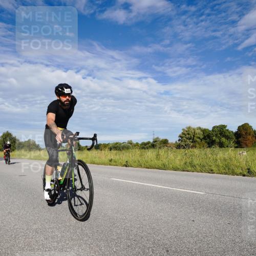 31.08.2025 - Elbe Triathlon Hamburg Michael Burmester http://msf.ph/oto/8662772 31.08.2025 09:26:48 Radfahren 183, 221, 261, 266, 506, 601, 608, 631, 643 meine-sportfotos.de