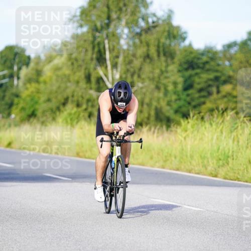31.08.2025 - Elbe Triathlon Hamburg Michael Burmester http://msf.ph/oto/8662781 31.08.2025 09:12:23 Radfahren 179, 261, 368, 389, 424 meine-sportfotos.de