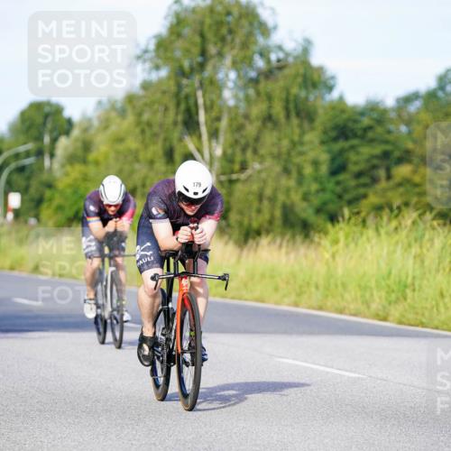 31.08.2025 - Elbe Triathlon Hamburg Michael Burmester http://msf.ph/oto/8662792 31.08.2025 09:12:30 Radfahren 174, 179, 266, 311 meine-sportfotos.de